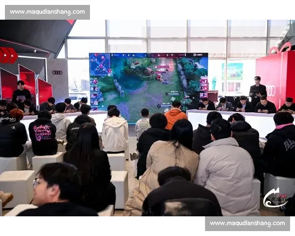 从“玩物丧志”到“新兴产业”，社会对电竞的认知正在转变