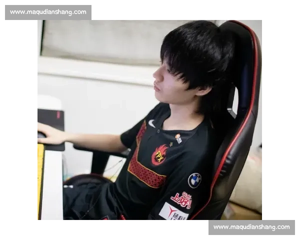 电竞圈炸了！AI深度分析，揭秘冠军战队的不传之秘！